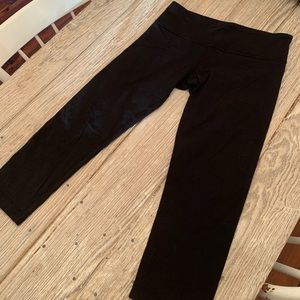Lululemon black Wunder Under